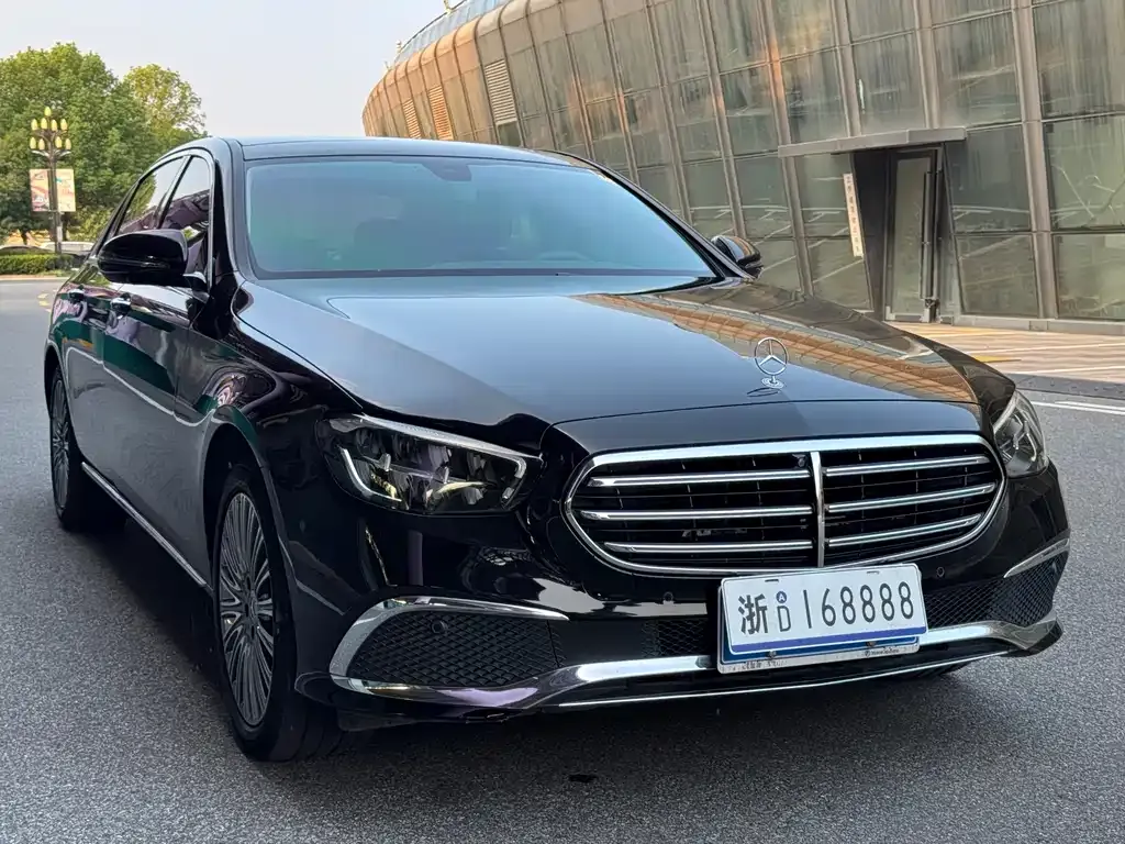Mercedes-Benz E-Class 2023 из CN, фото 3
