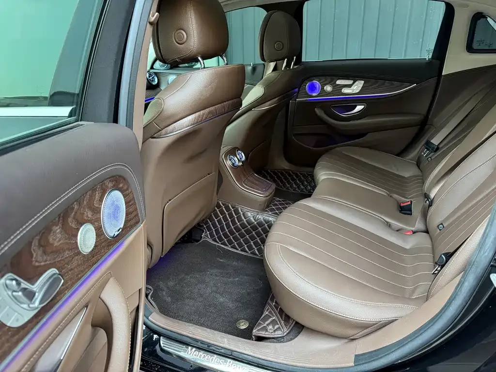 Mercedes-Benz E-Class 2023 из CN, фото 6