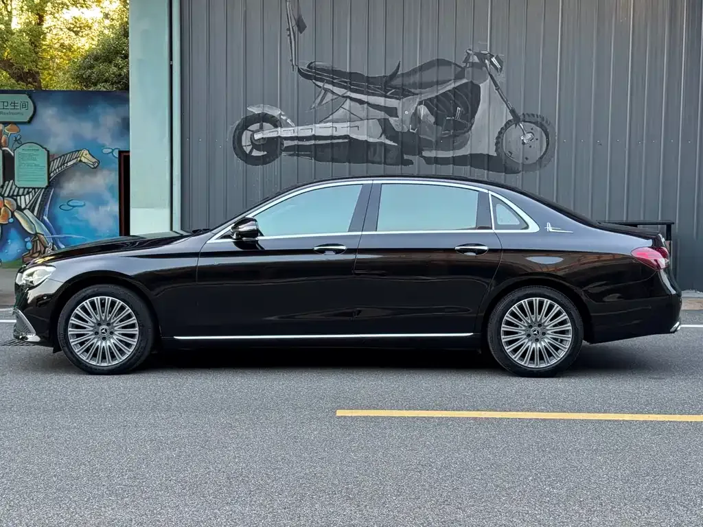 Mercedes-Benz E-Class 2023 из CN, фото 7