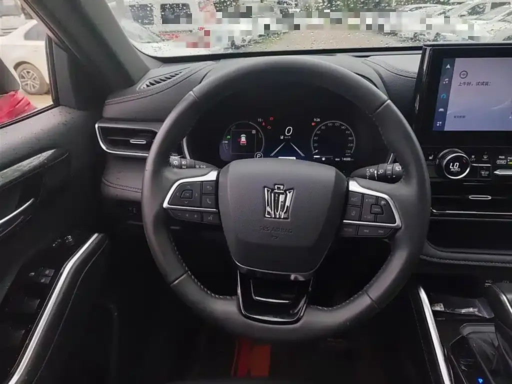 Toyota Crown Kluger 2024 из CN, фото 3
