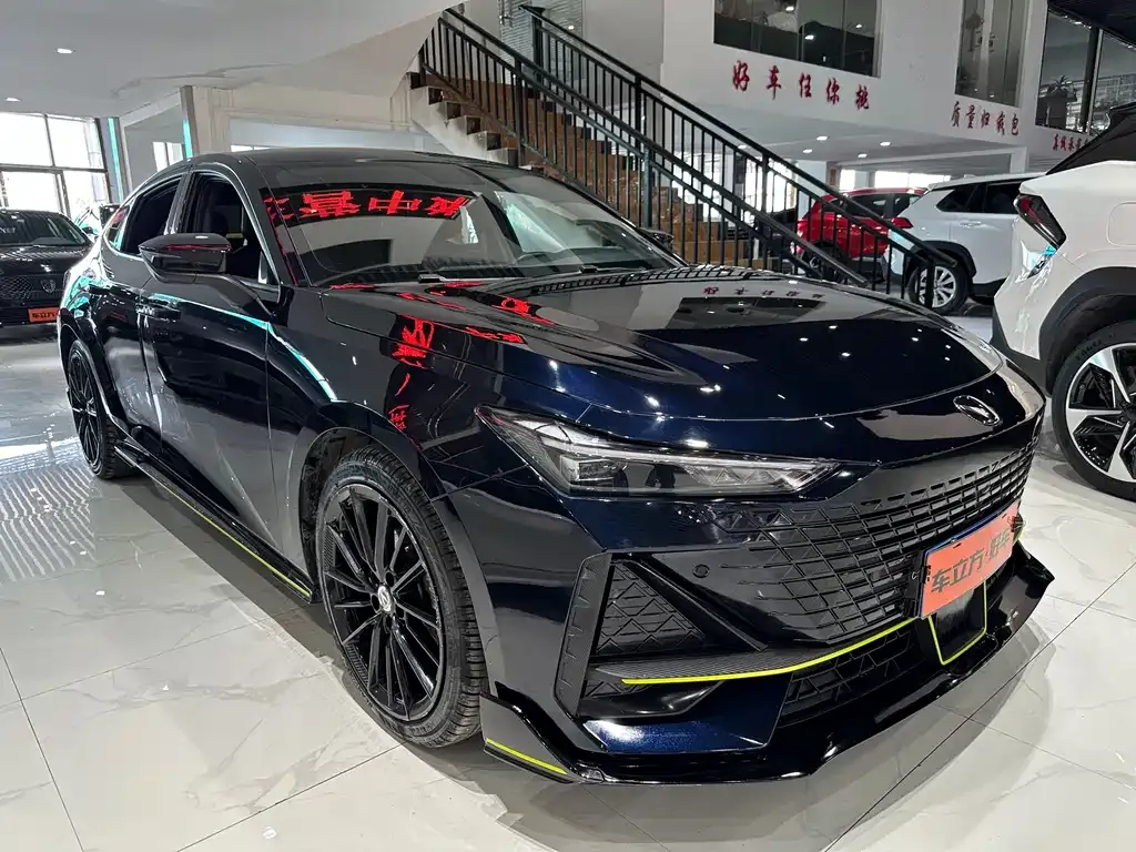 Changan UNI-V 2023 из CN, фото 3