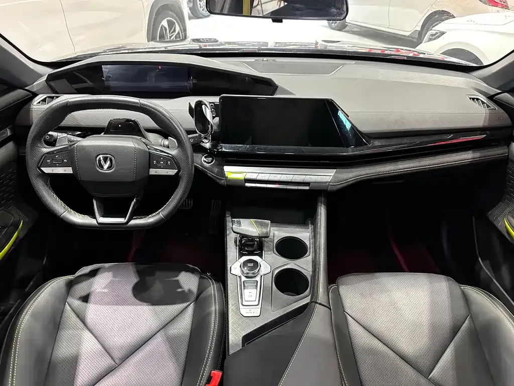 Changan UNI-V 2023 из CN, фото 7