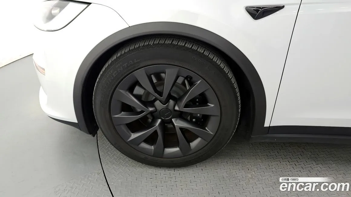 Tesla Model X 2024 из KR, фото 5
