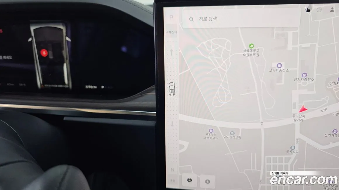 Tesla Model X 2024 из KR, фото 9