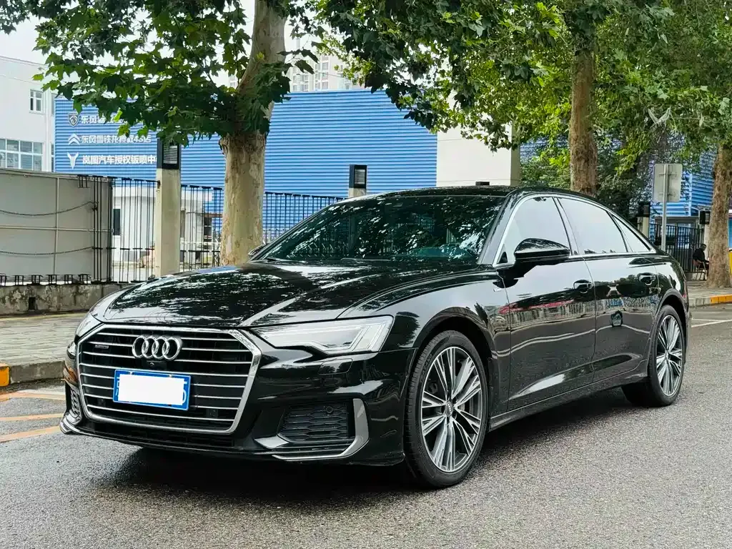 Audi A6L 2021 из CN, фото 1