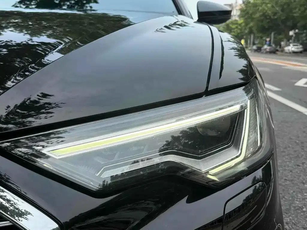 Audi A6L 2021 из CN, фото 8