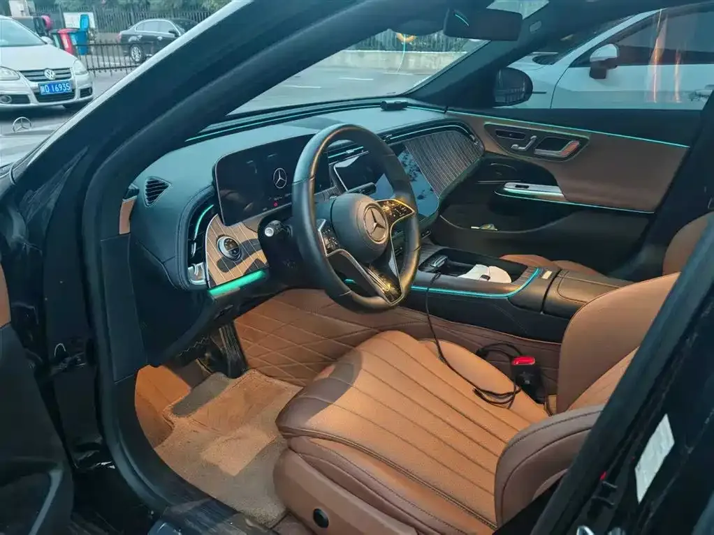 Mercedes-Benz E-Class 2024 из CN, фото 4