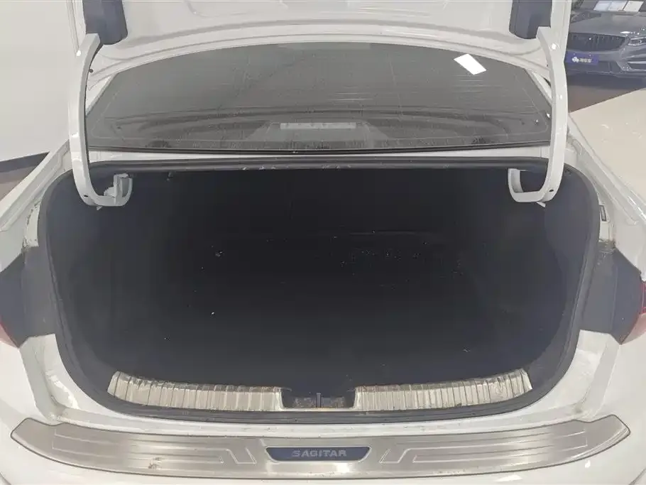 Volkswagen Sagitar 2022 из CN, фото 4