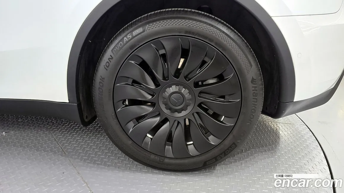 Tesla Model Y 2022 из KR, фото 5