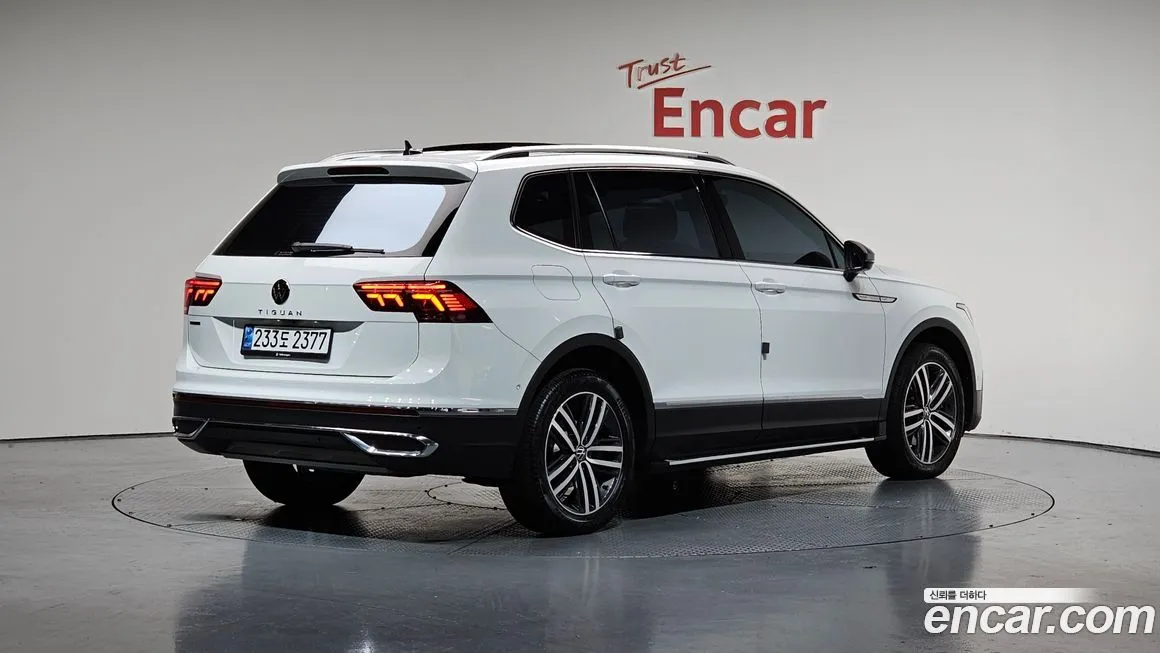 Volkswagen Tiguan 2022 из KR, фото 2