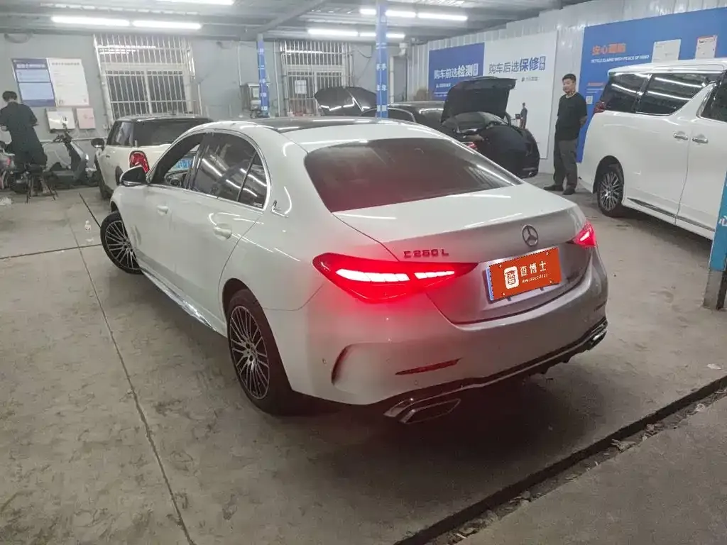 Mercedes-Benz C-Class 2023 из CN, фото 3