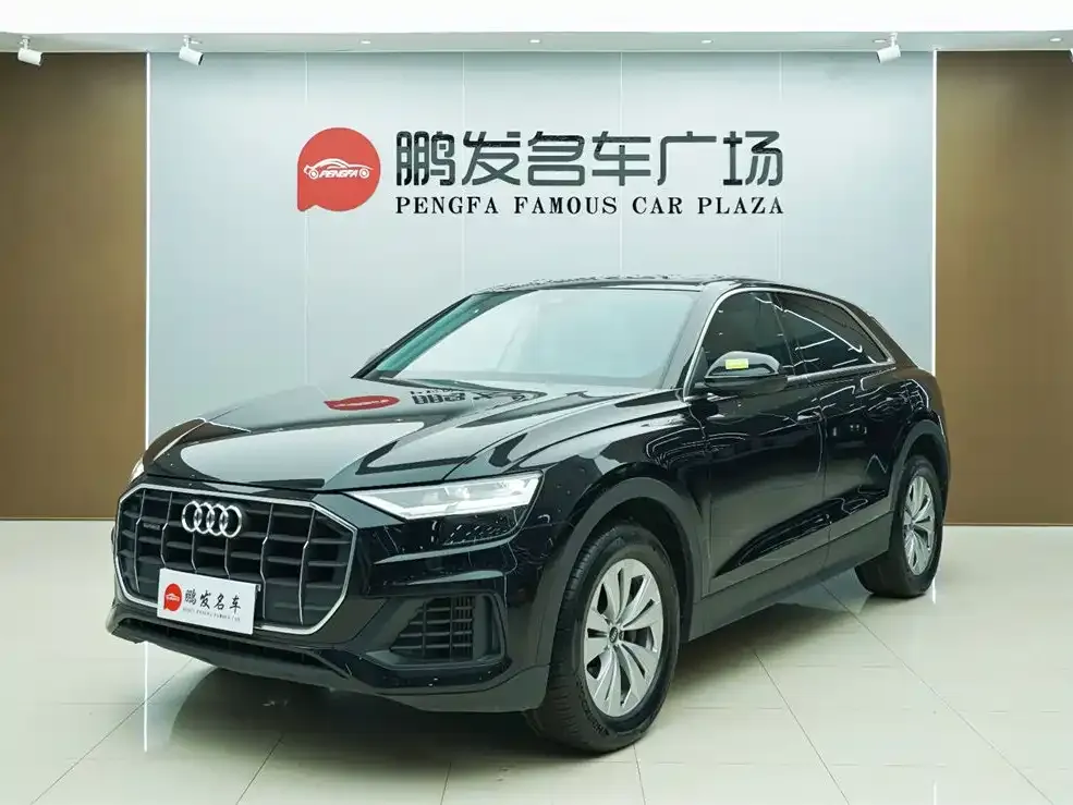 Audi Q8 2022 из CN, фото 1