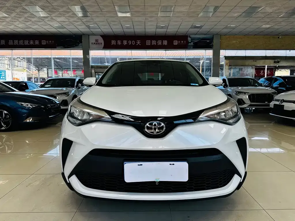 Toyota C-HR 2022 из CN, фото 2