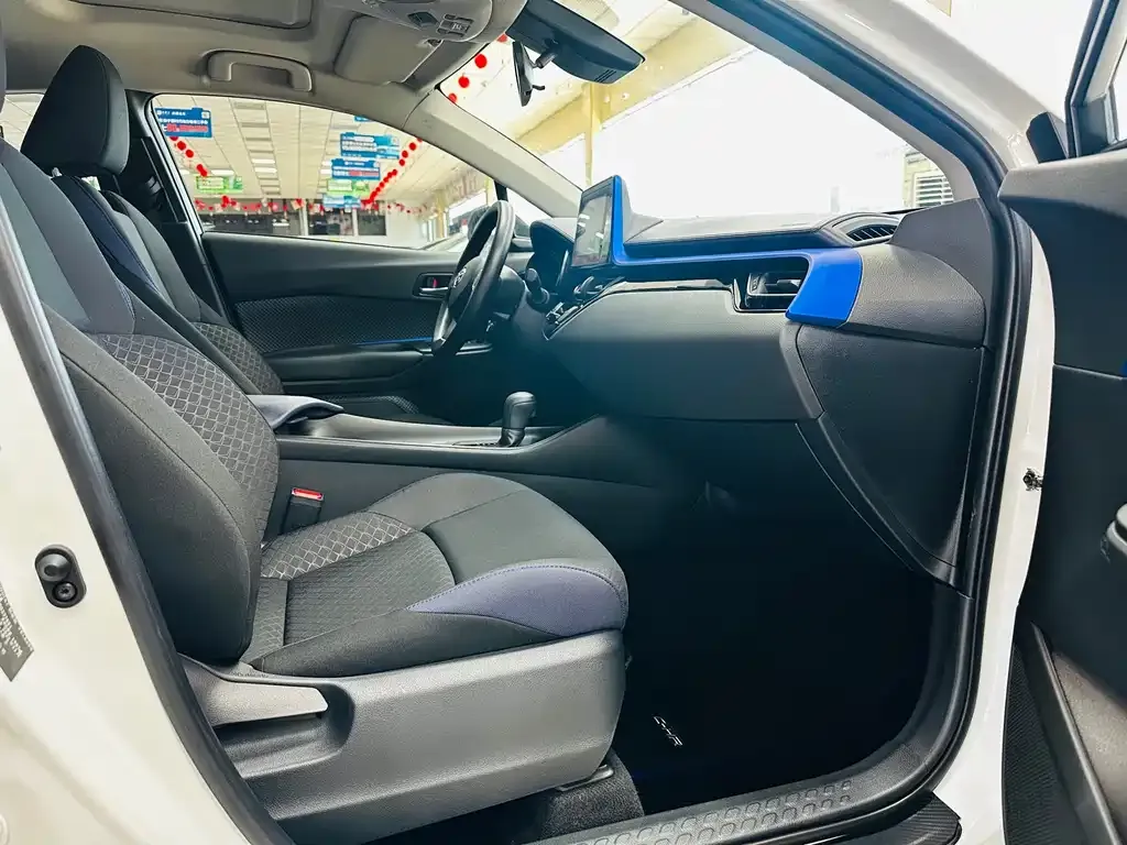 Toyota C-HR 2022 из CN, фото 6