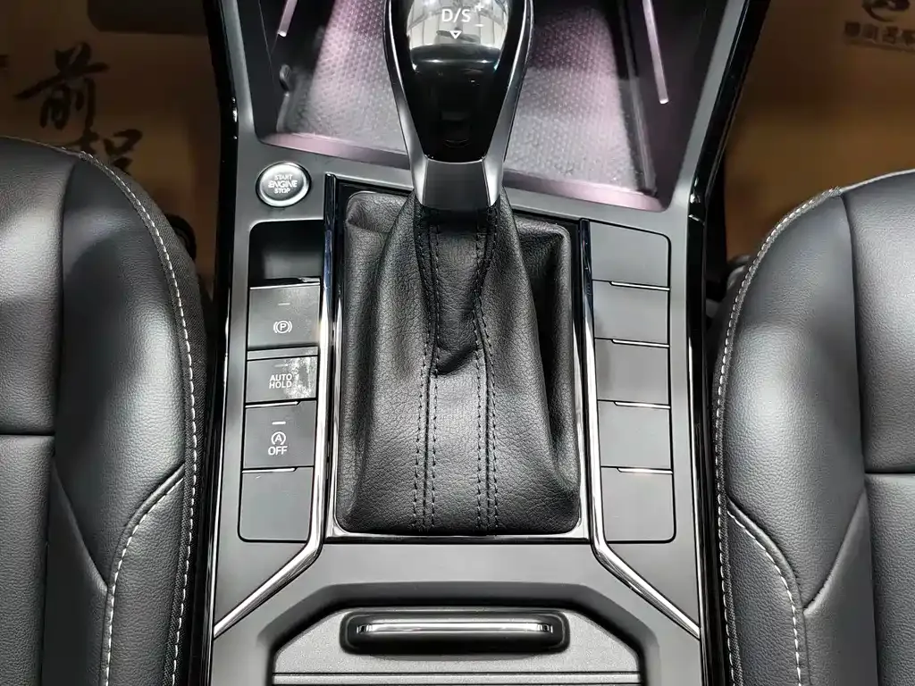 Volkswagen Passat — фото 9