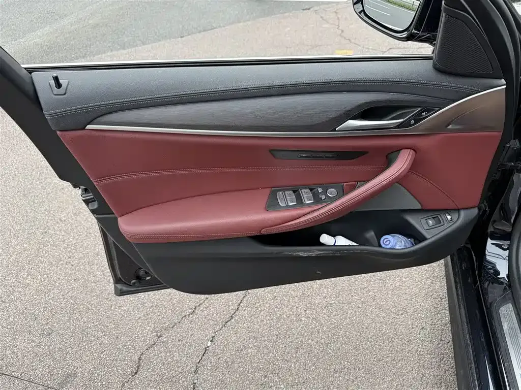 BMW 5 Series New Energy — фото 6