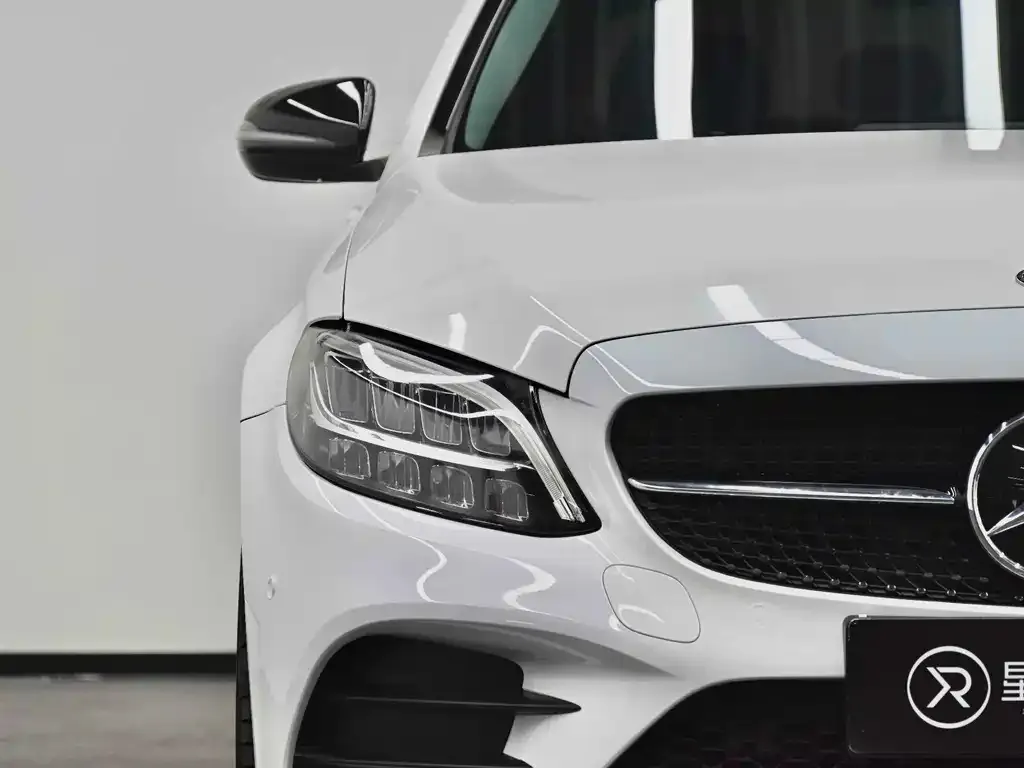 Mercedes-Benz C-Class — фото 8