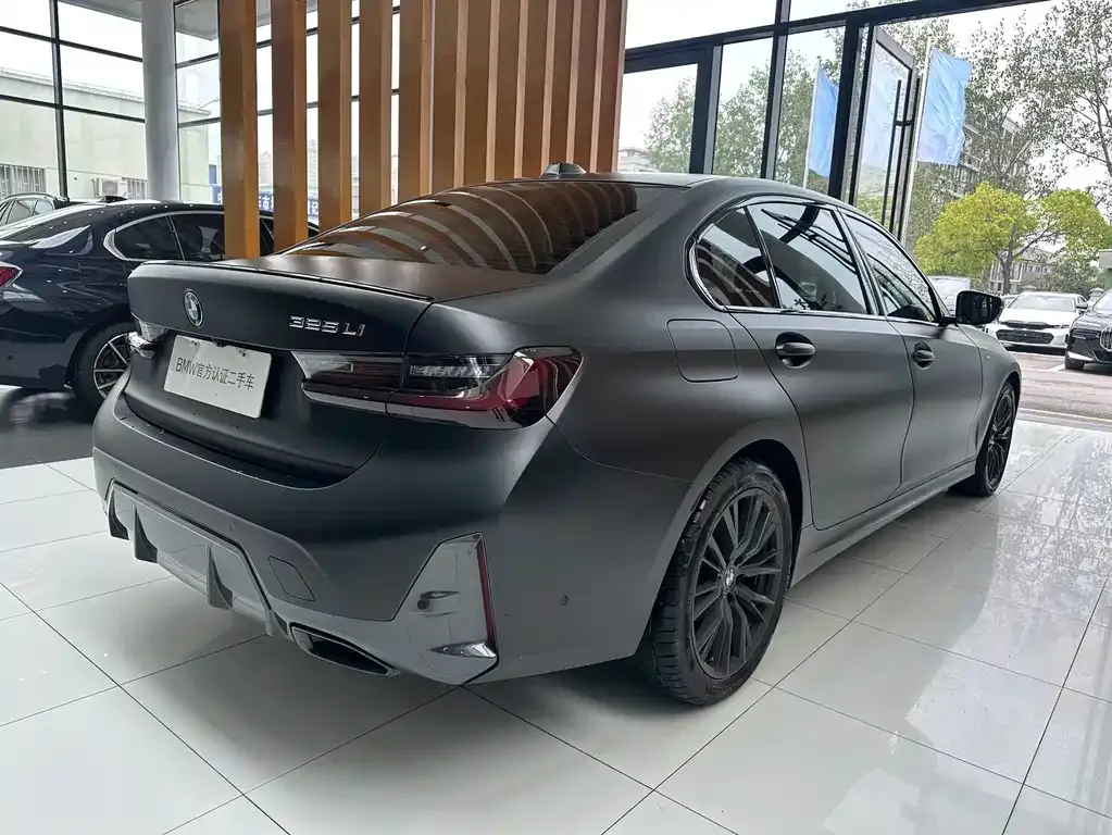BMW 3 Series 2024 из CN, фото 9