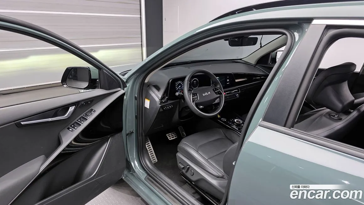 Kia Niro — фото 10