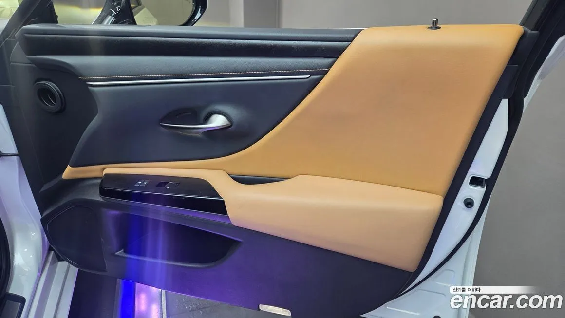 Lexus ES 2023 из KR, фото 10