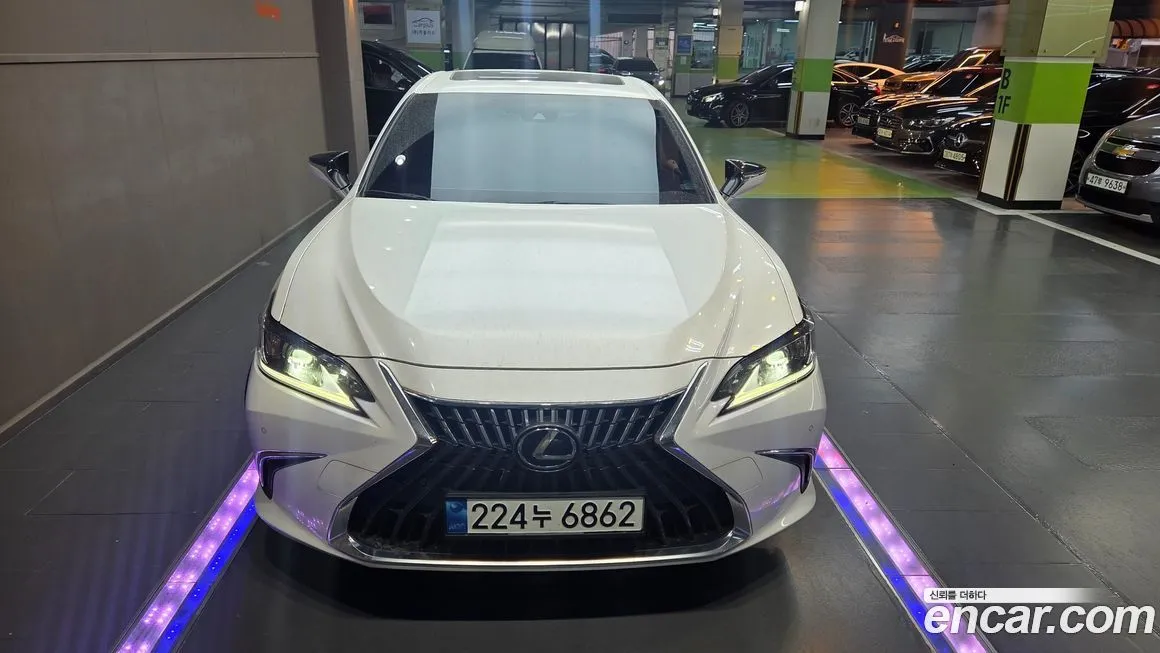 Lexus ES 2023 из KR, фото 3