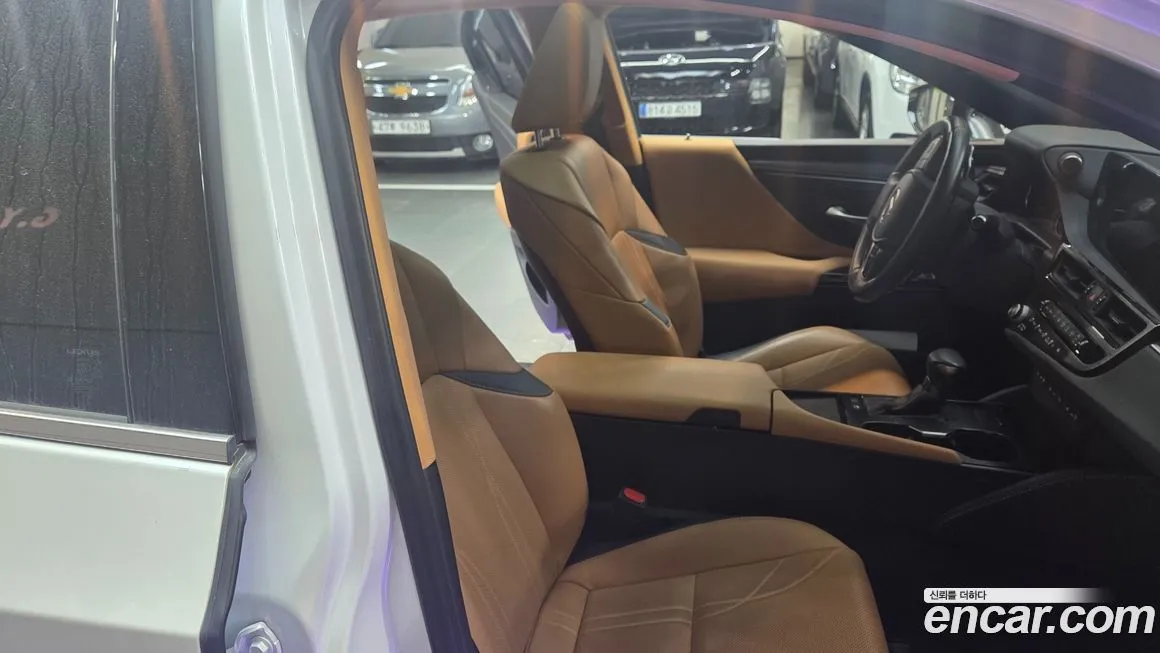 Lexus ES 2023 из KR, фото 9