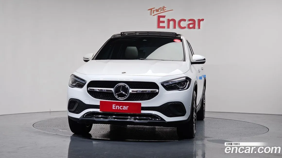 Mercedes-Benz GLA-Class — фото 3