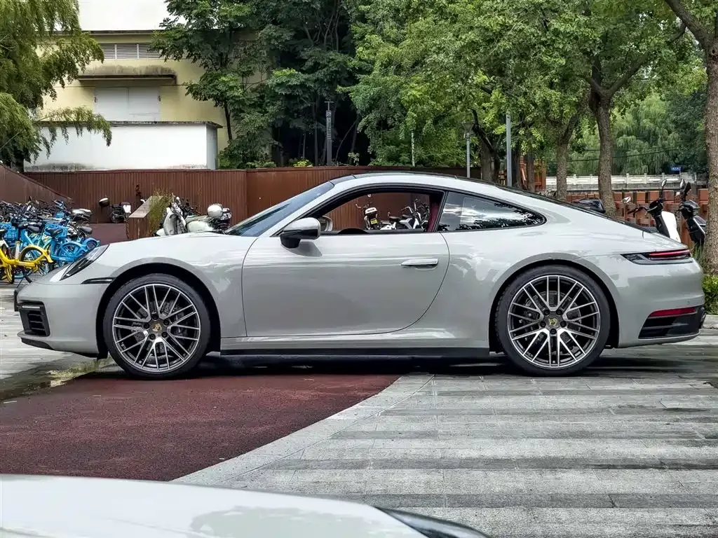 Porsche 911 2022 из CN, фото 4
