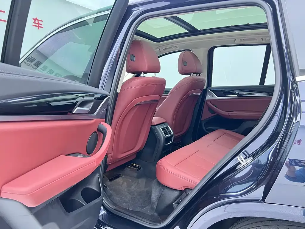 BMW iX3 2023 из CN, фото 8