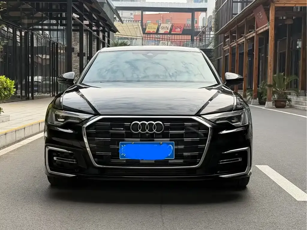 Audi A6L 2023 из CN, фото 2