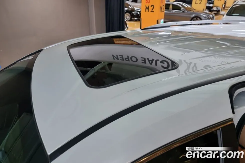 Toyota Sienna 2023 из KR, фото 8