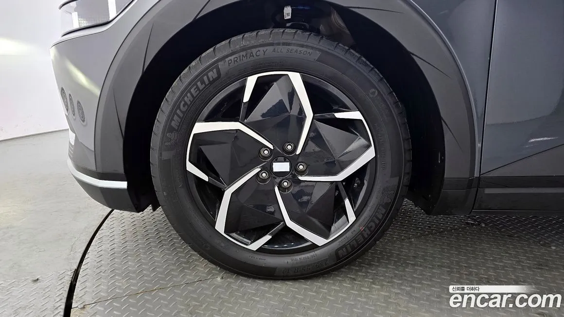Hyundai Ioniq5 — фото 5