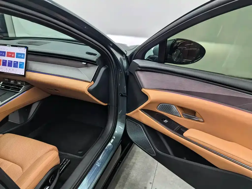 BYD Han L 2025 из CN, фото 8