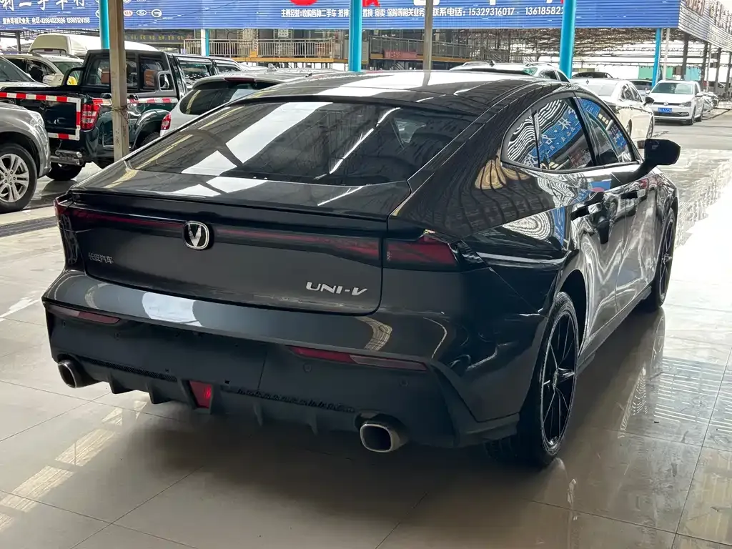 Changan UNI-V 2023 из CN, фото 4