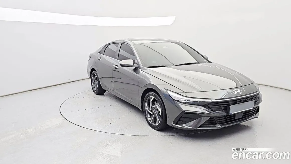 Hyundai AVANTE — фото 3