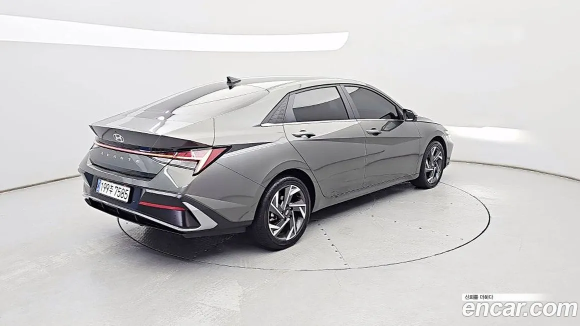 Hyundai AVANTE — фото 4