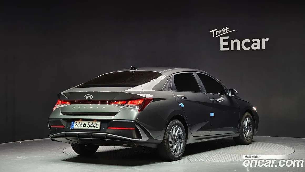 Hyundai AVANTE — фото 2