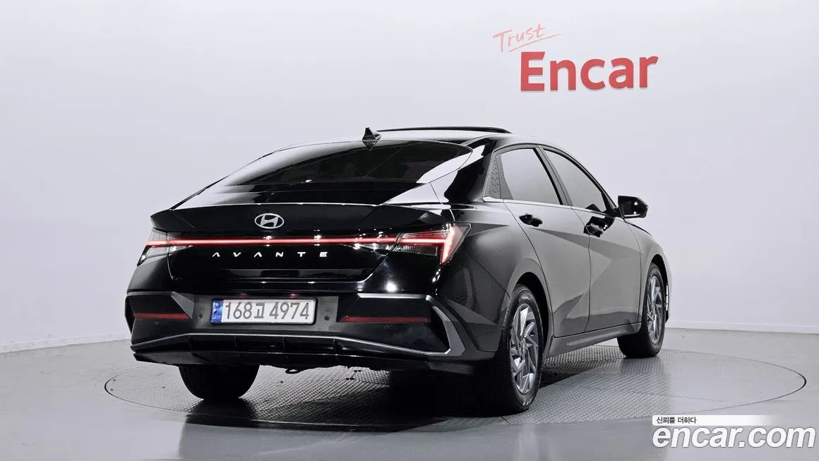 Hyundai AVANTE — фото 2