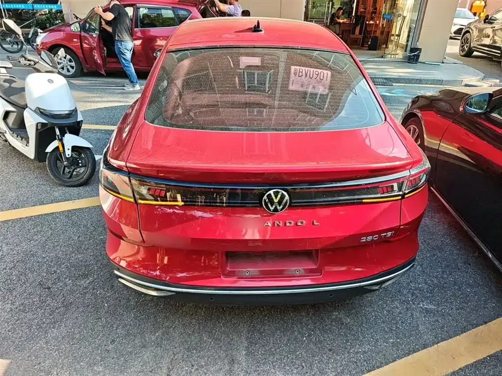 Volkswagen Lamando 2023 из CN, фото 8