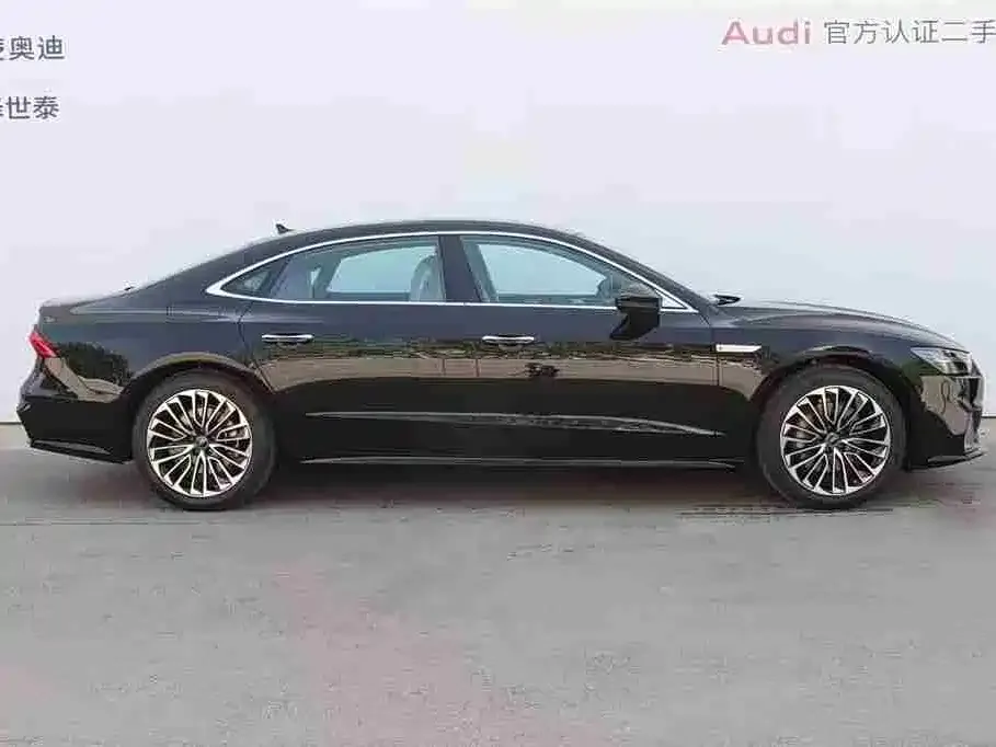 Audi A7L 2025 из CN, фото 2