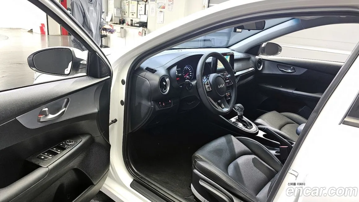 Kia K3 2022 из KR, фото 10