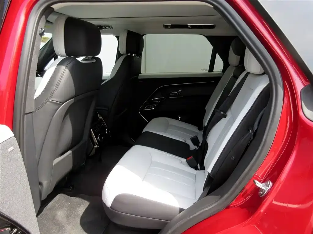 Land Rover Sport PHEV 2024 из CN, фото 7