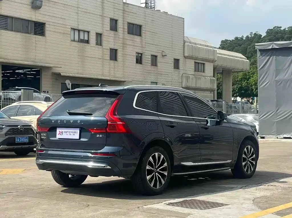 Volvo XC60 2023 из CN, фото 7