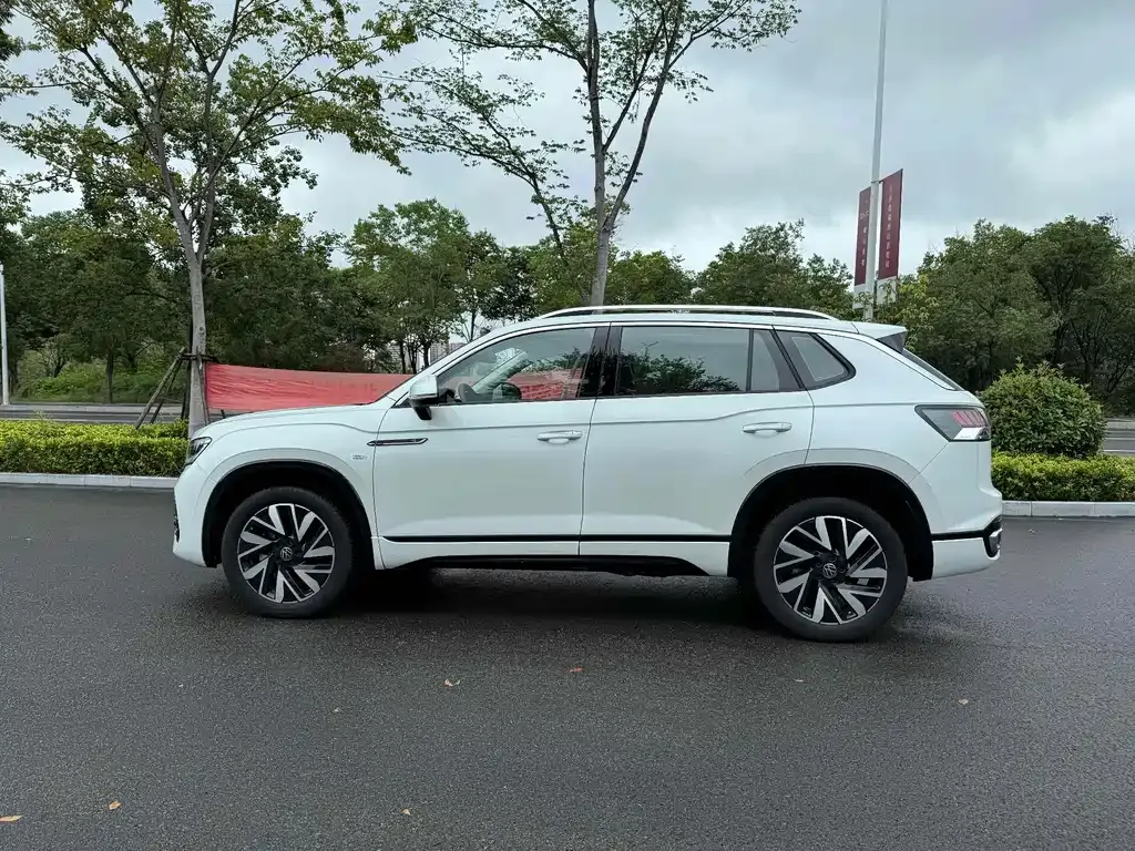 Volkswagen Tayron 2023 из CN, фото 7