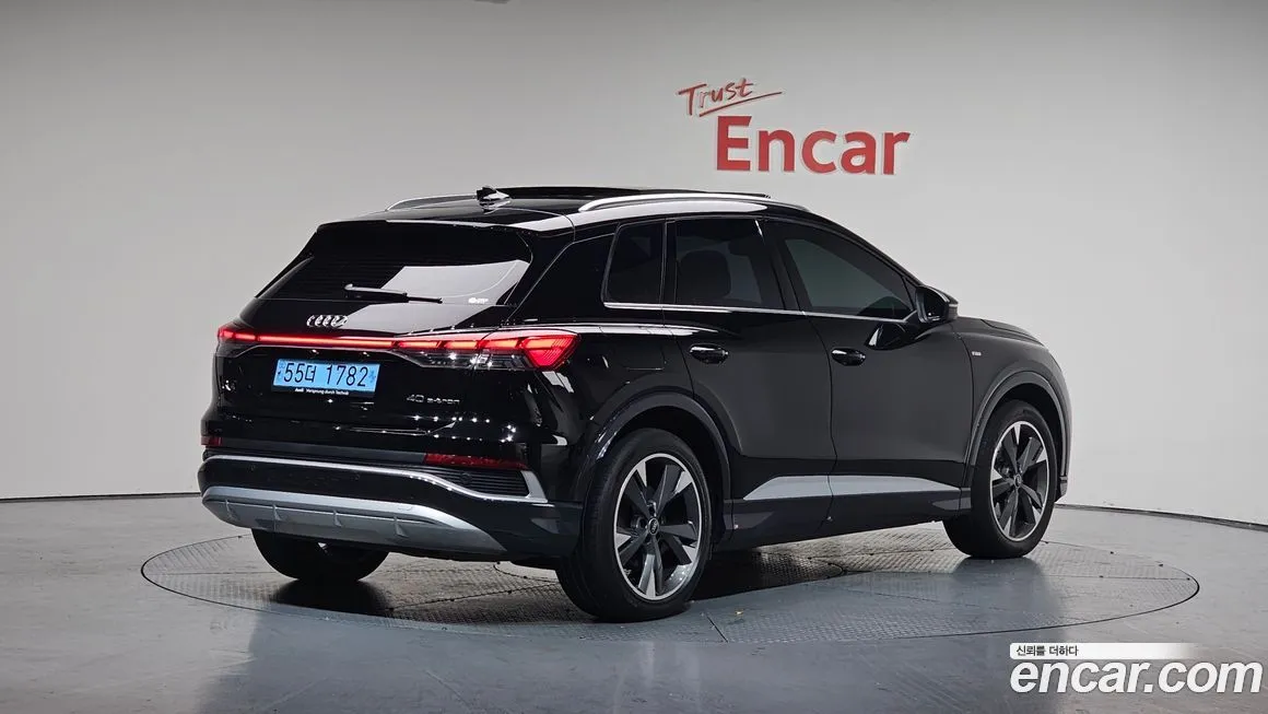 Audi Q4 e-tron 2023 из KR, фото 2