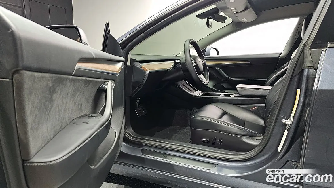 Tesla Model 3 2021 из KR, фото 10