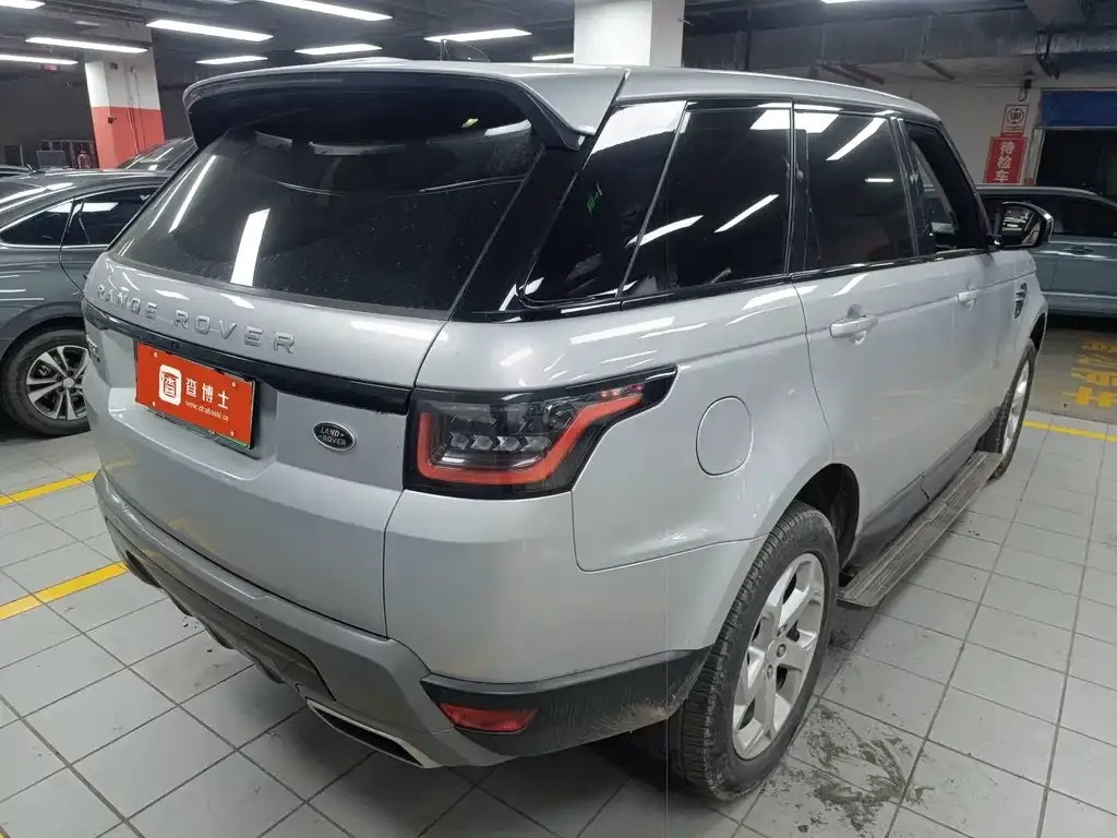 Land Rover Sport PHEV 2021 из CN, фото 2