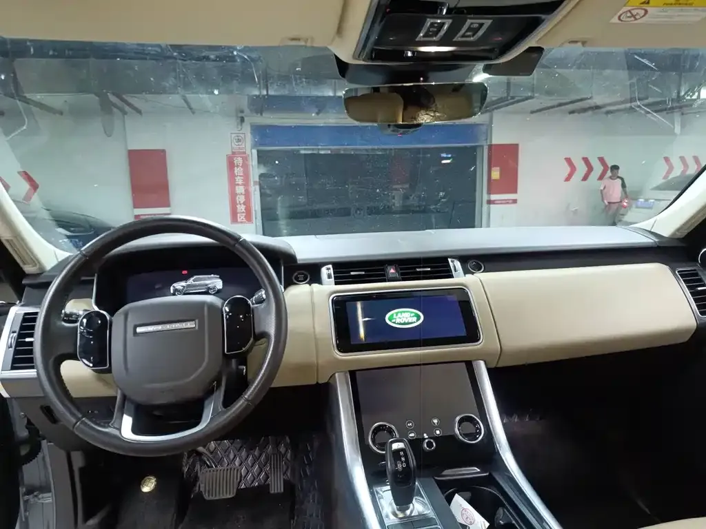 Land Rover Sport PHEV 2021 из CN, фото 3