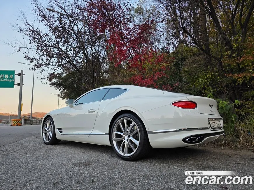 Bentley Continental — фото 5