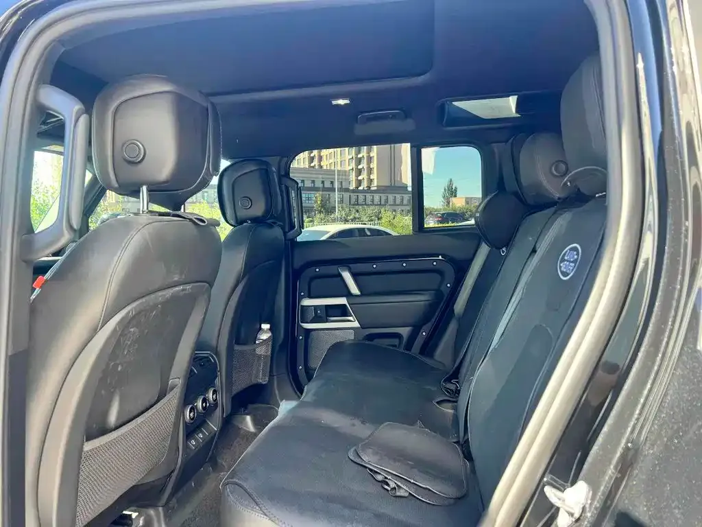 Land Rover Defender 2024 из CN, фото 3